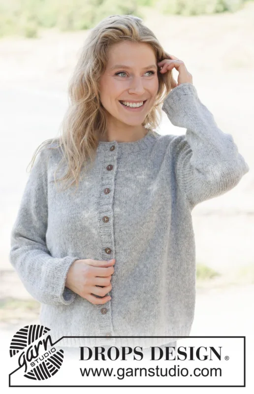 Snabb frakt 263-35 Silver Snuggle Cardigan by DROPS Design