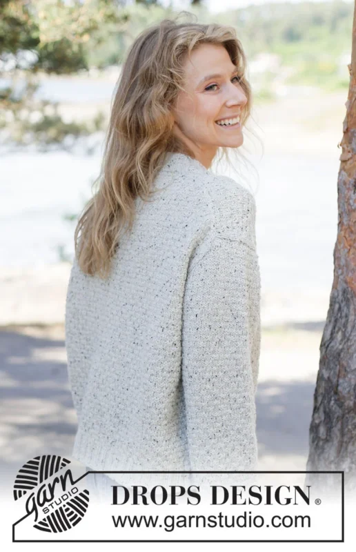 Outlet 264-36 Grey Thistle Sweater by DROPS Design