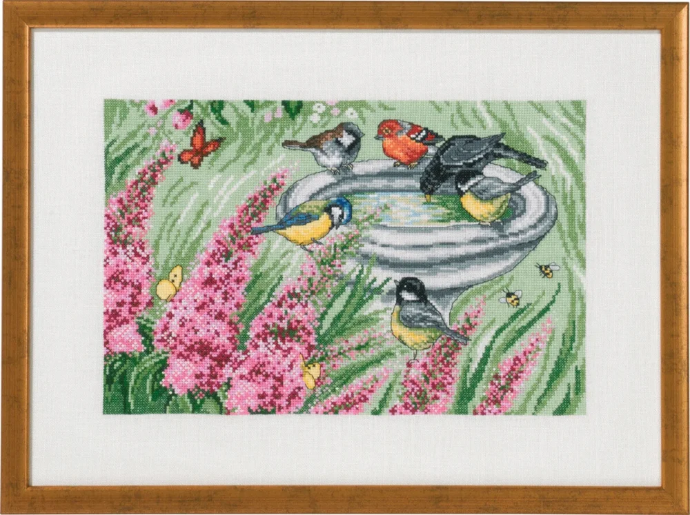 Broderikit Fågelhuset i trädgården R5350 47 x 34 cm Fynd