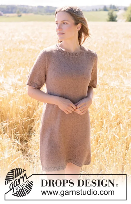 Säker betalning 268-34 Iced Coffee Dress by DROPS Design