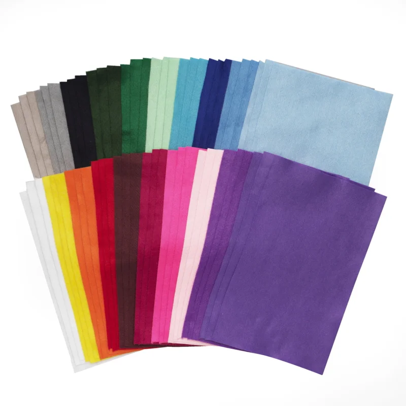 Fynd Tunn & smidig polyesterfilt – 20x30 cm 60-pack, 3 av varje färg