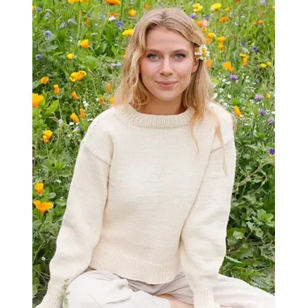 Extra rabatt Prairie Rose Sweater by DROPS Design – Tröja Stickmönster str. S – XXXL