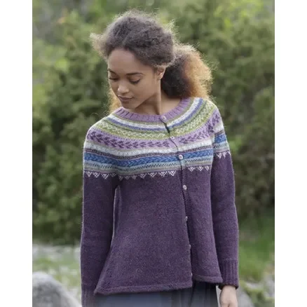 Blueberry Fizz Jacket by DROPS Design – Jacka Stickmönster strl. S – XXXL Beställ idag