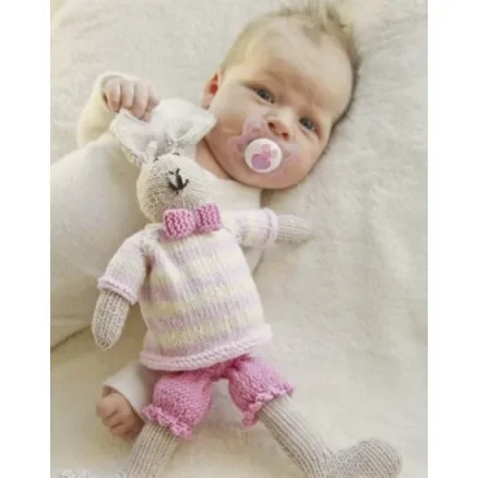 Endast idag Mrs. Bunny by DROPS Design – Baby Nalle Stickmönster