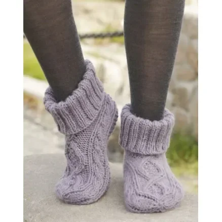 Celtic Dancer by DROPS Design – Tofflor Stickmönster strl. 35/37 – 41/43 Begränsat antal