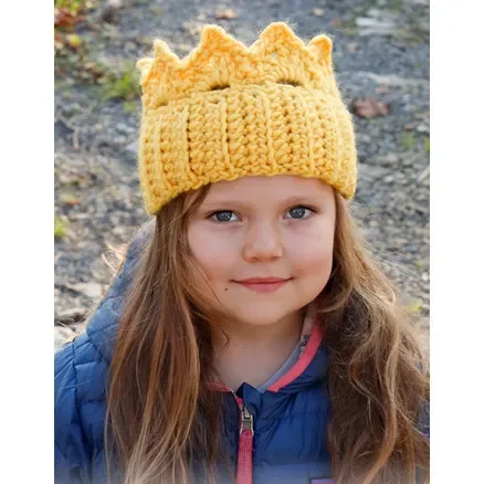 Fynd Queen Sofie by DROPS Design – Krona Virkmönster strl. 2 – 7/8 år