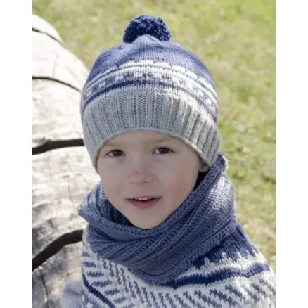 Little Adventure Set by DROPS Design – Mössa och halsvärmare Stick-mönster strl. 3/5 – 10/12 år Bästa pris