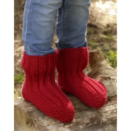 Endast denna vecka Tomato Jam by DROPS Design – Tofflor Stick-mönster strl. 20/21 – 35/37