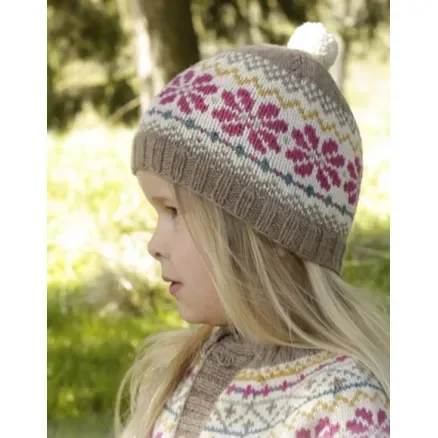 I lager Prairie Fairy Hat by DROPS Design – Mössa Stick-mönster strl. 3/5 – 9/12 år