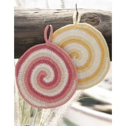 Populär Candy Daze by DROPS Design – Grytlappar Virkmönster