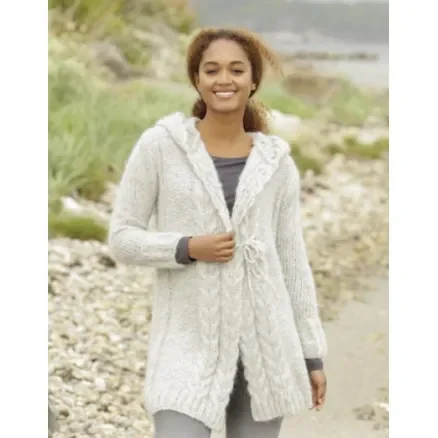 Handla nu Melody of Snow by DROPS Design – Jacka Stick-mönster strl. XS/S – XXXL
