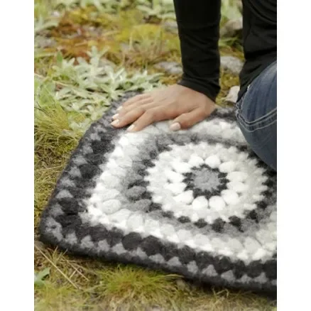 Snabb leverans Slate Rose by DROPS Design – Sittunderlag Virk-mönster 36x36 cm