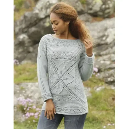 Lucky Charm by DROPS Design – Tröja Stick-mönster strl. S – XXXL I lager