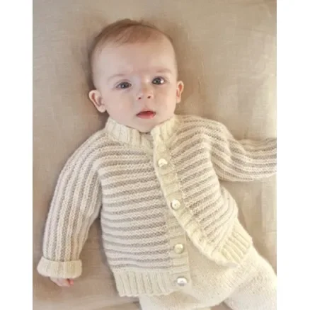 Little Darcy by DROPS Design – Baby Jacka Stick-mönster strl. 0/1 mdr – 3/4 år Köp online