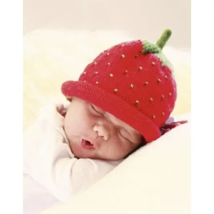 Expressleverans Sweet Strawberry by DROPS Design – Baby Mössa Stick-mönster strl. 1/3 mån – 3/4 år