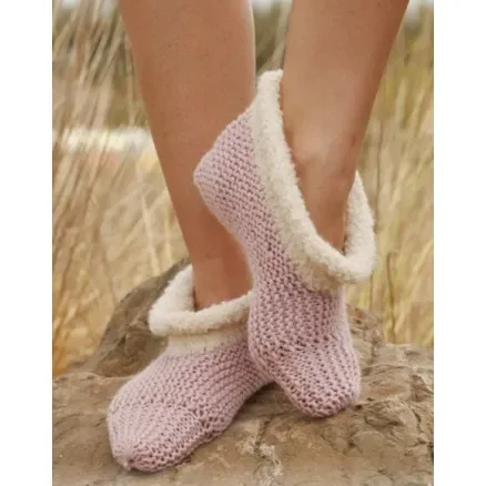 Nedsatt pris Julia by DROPS Design – Tofflor Stick-mönster strl. 35/37 – 42/44