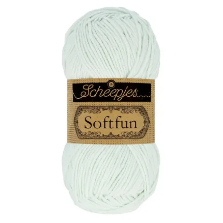 I lager Scheepjes Softfun Garn Unicolor 2630 Arctic