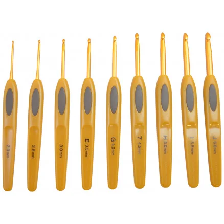 Nyhet Clover Soft Touch Virknål Set Plast 13,5cm 2-6mm 9 storlekar