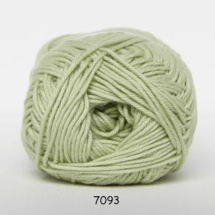Cotton nr. 8 – Bomullsgarn – Virkgarn – fv 7093 Pastel Grön Sänkt pris