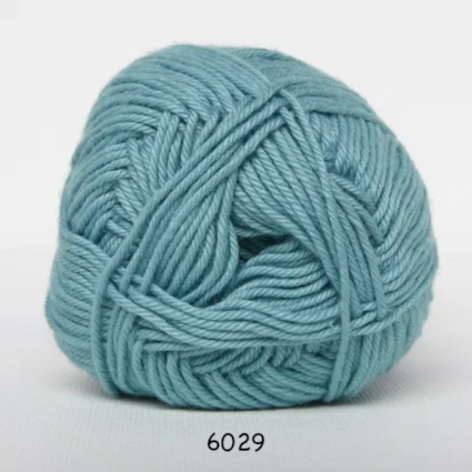 Cotton nr. 8 – Bomullsgarn – Virkgarn – fv 6029 Ljus Jade Grön Kundfavorit