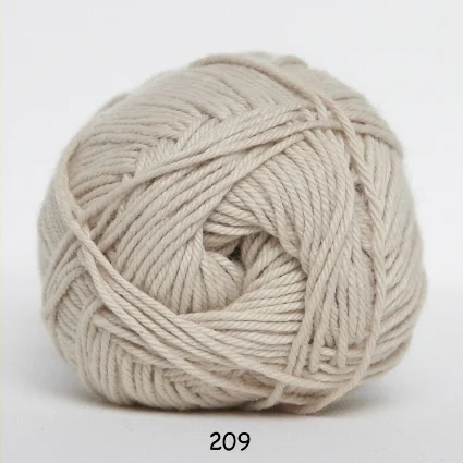 Nedsatt pris Cotton nr. 8- Bomullsgarn – Virkgarn – 209 Lys Beige