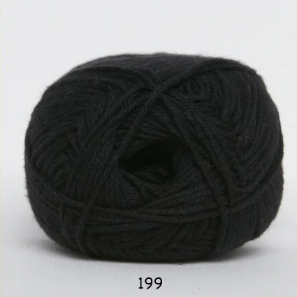 Cotton 8/4 – Bomullsgarn – Virkgarn – fv 199 Svart Reapris