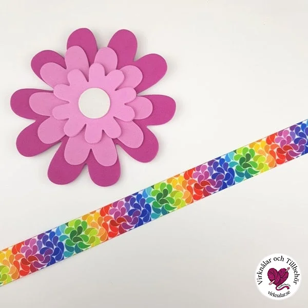 Erbjudandepris Band 22 mm RegnbågsblommorPer löpm