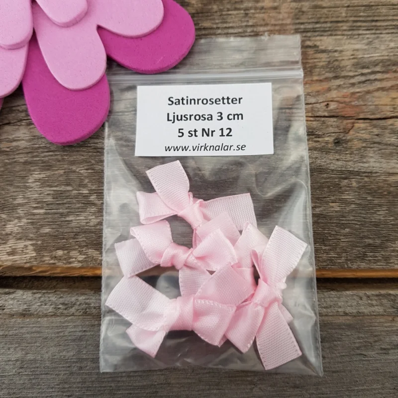 Köp online Satinrosetter Ljusrosa 3 cm 5 st Nr 12