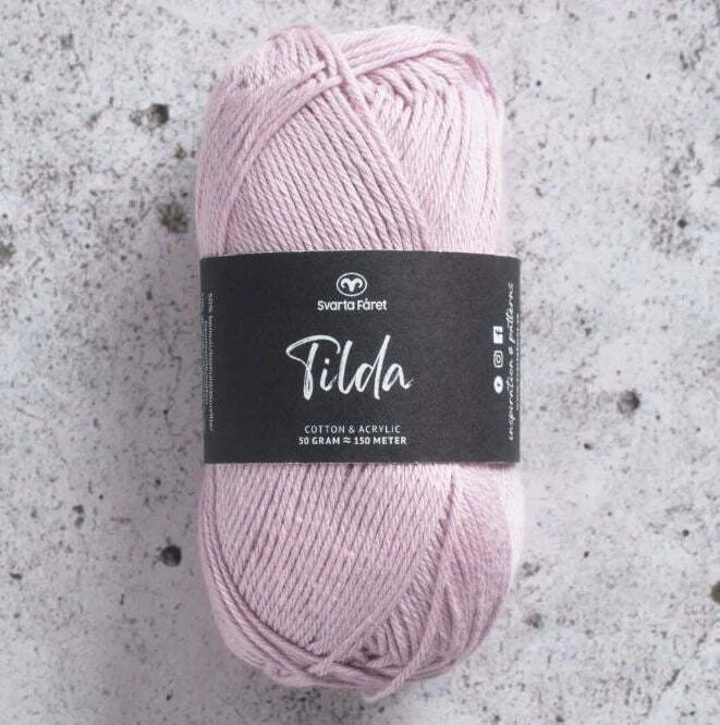 Tilda garn 50 g Svarta Fåret Dusty Violet Ljuslila 560 Reapris