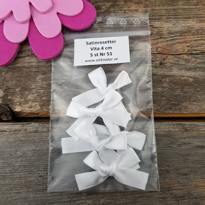 Köp online Satinrosetter Vita 4 cm 5 st Nr 51