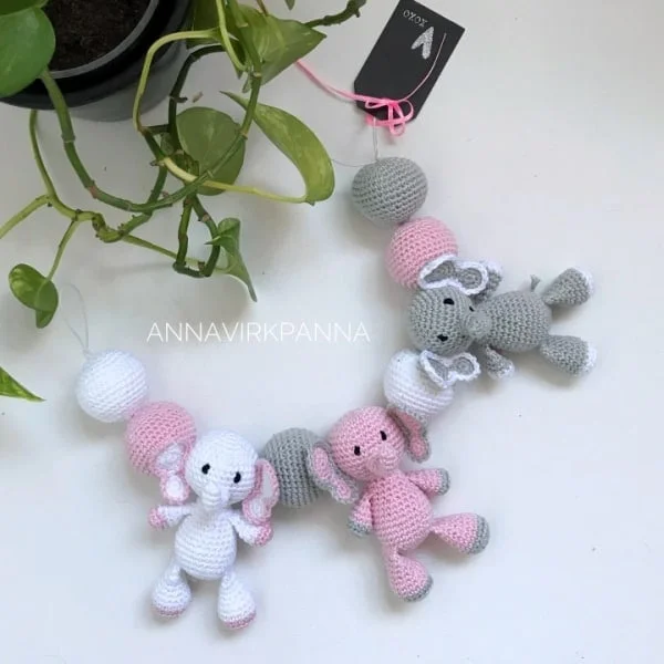 Erbjudande Materialkit Virka Barnvagnsmobil Elefant AnnavirkpannaLjusrosa