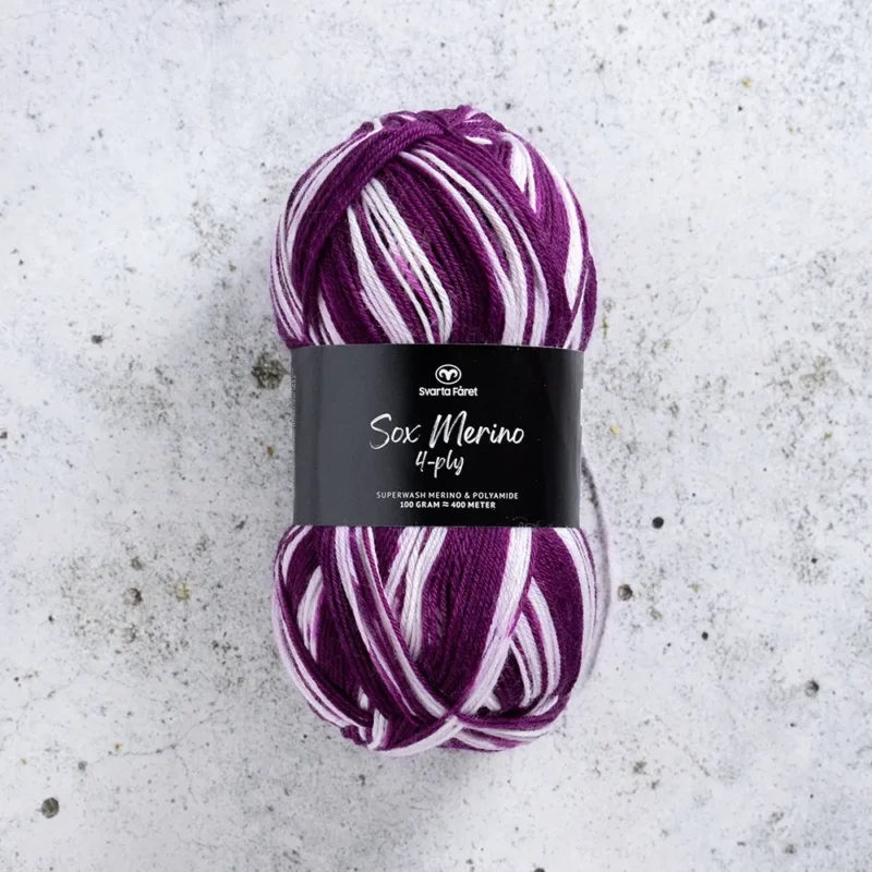 Fynd Svarta Fåret Sox Merino 4 ply, 100g Cult Classic