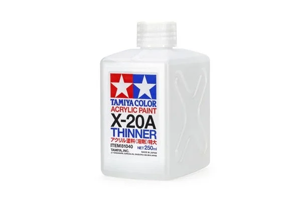 TAMIYA Thinner X-20A (250 ml) Snabb frakt